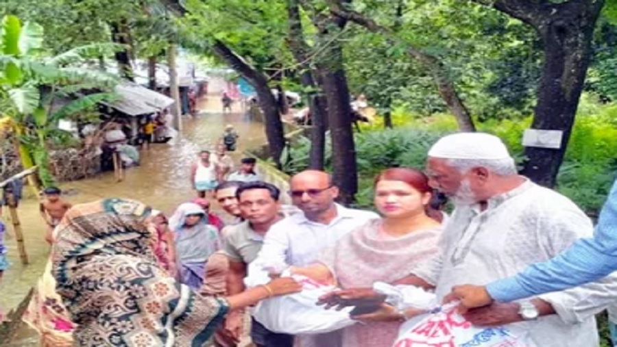 মিরসরাইয়ের সহাস্রাধিক পরিবার পানিবন্দি,দুর্ভোগ চরমে মিরসরাই, সহাস্রাধিক, পানিবন্দি,দুর্ভোগ